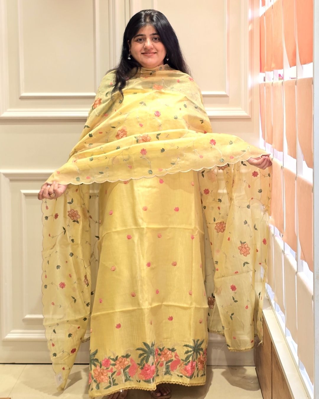 Pastel Essance Lemon Yellow