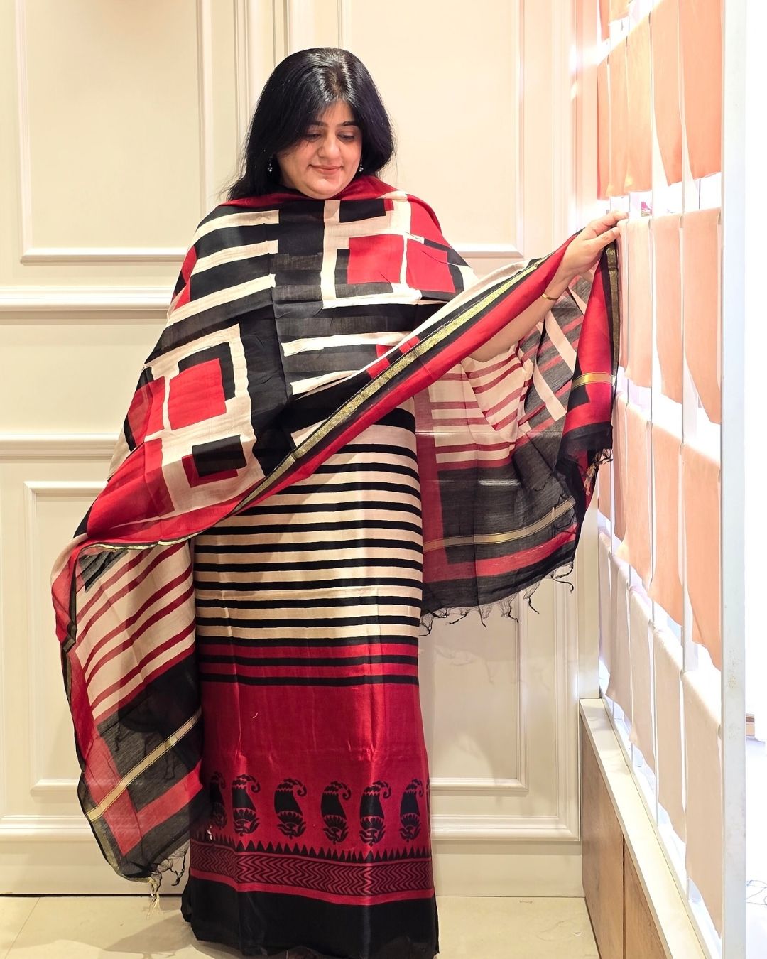 Maroon red stripes Maheshwari