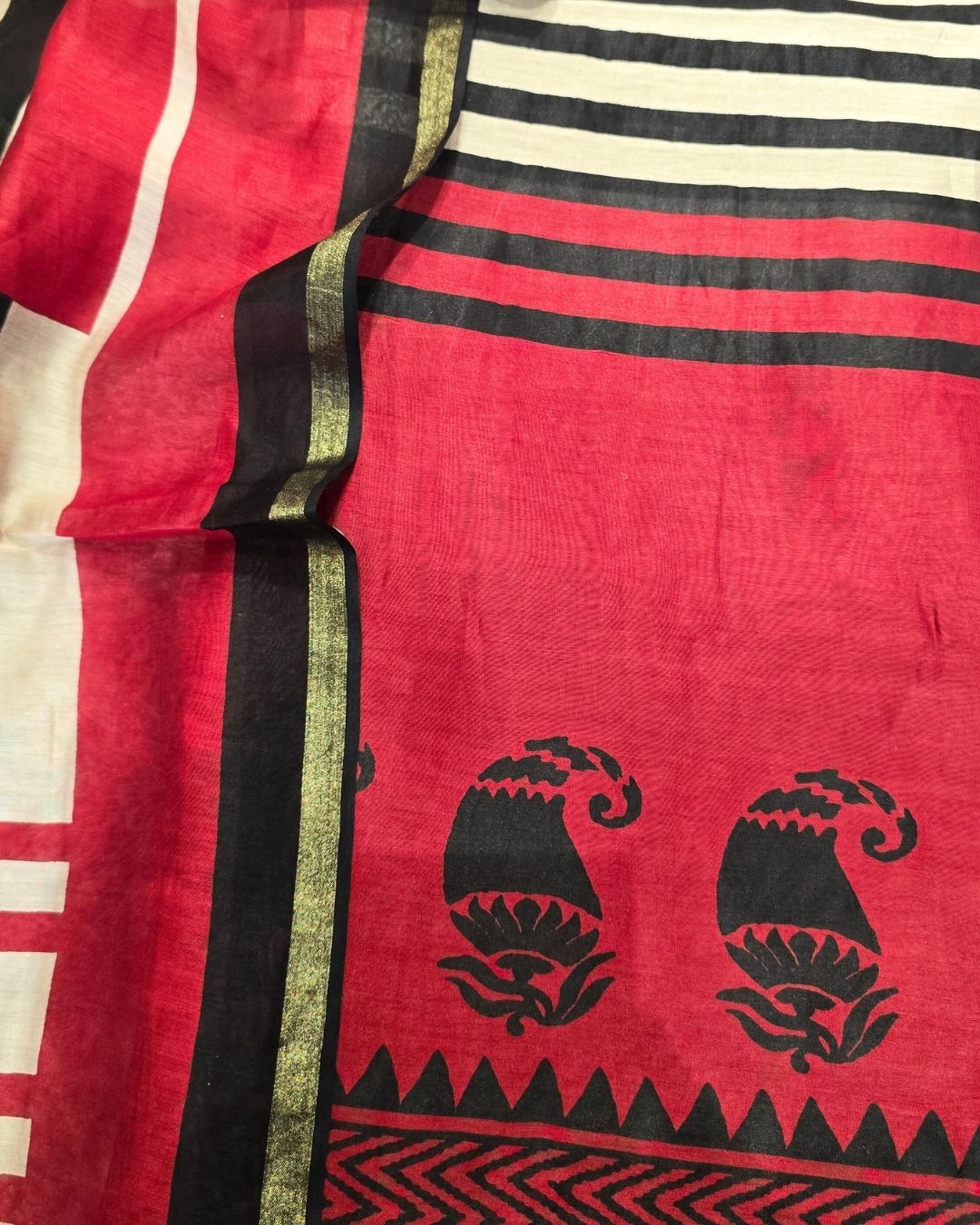 Maroon red stripes Maheshwari