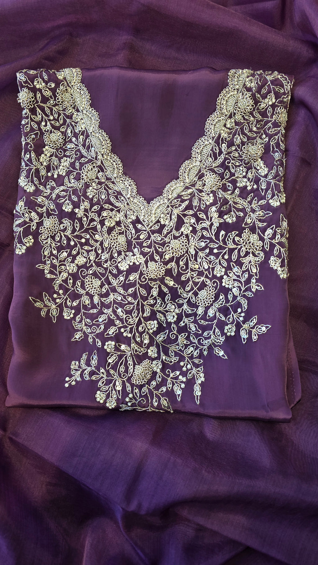 Jamuni Purple crape 3pcs suit set