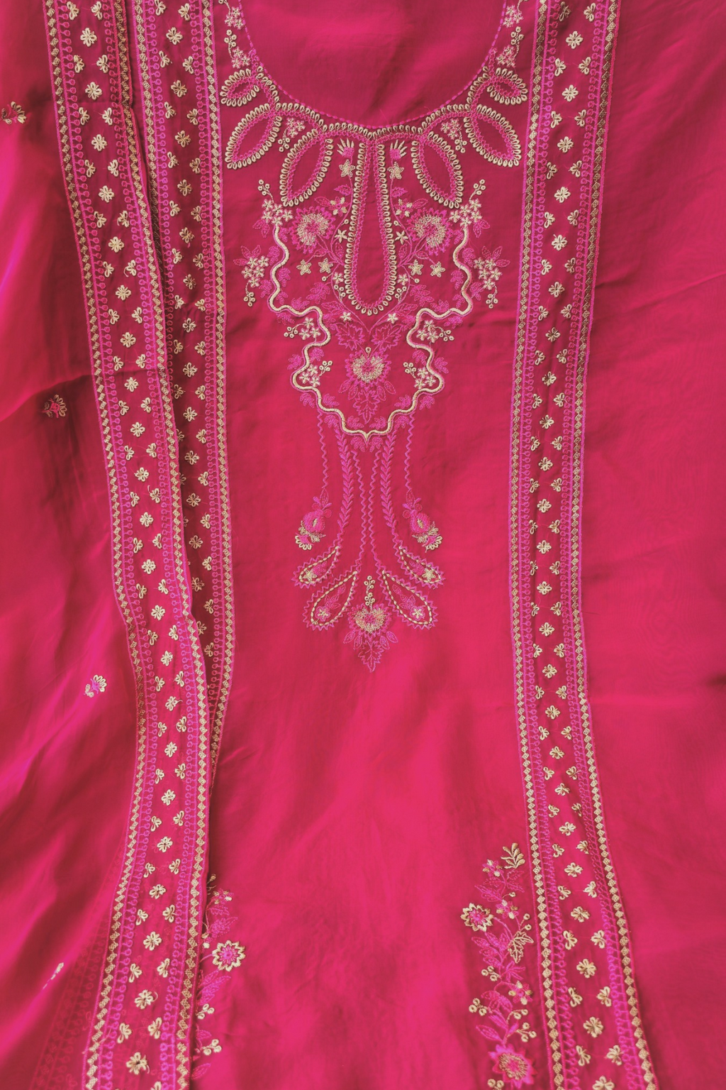 Soft rani pink organza resham embroidery 3pc unstitched suit set