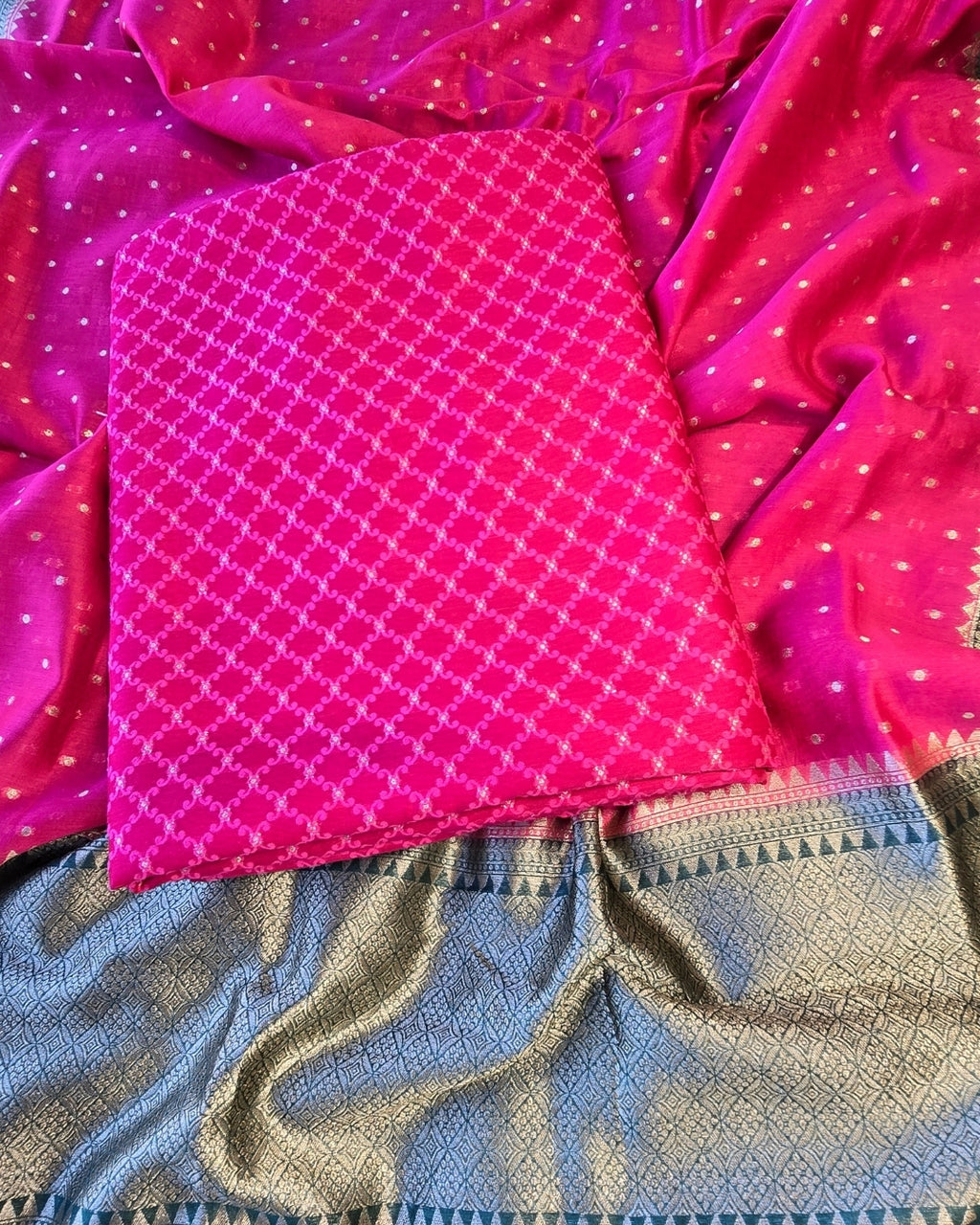 Fuchisa or rani pink geometric pattern suit set