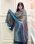 Blue and white leaf Maheshwari