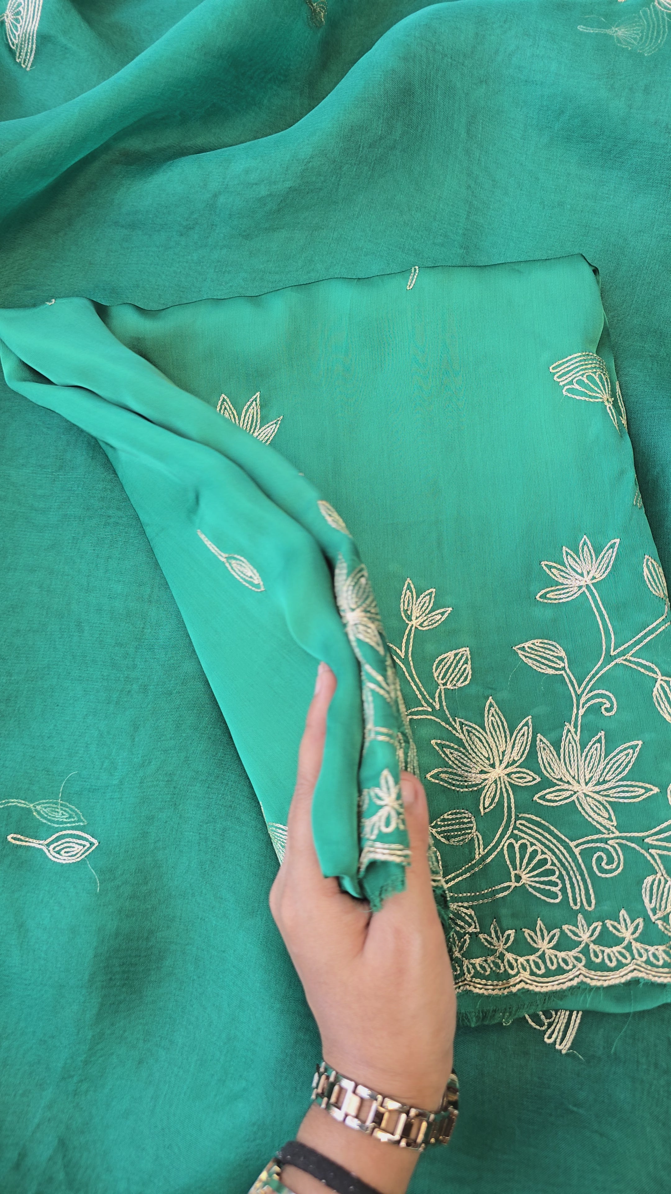 A beautiful turquoise 3pc set with organza dupatta