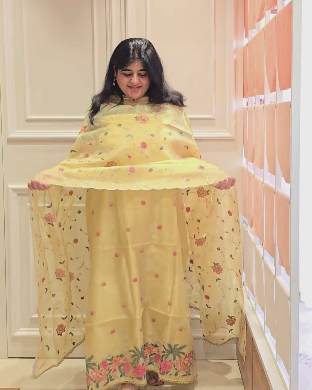 Pastel Essance Lemon Yellow