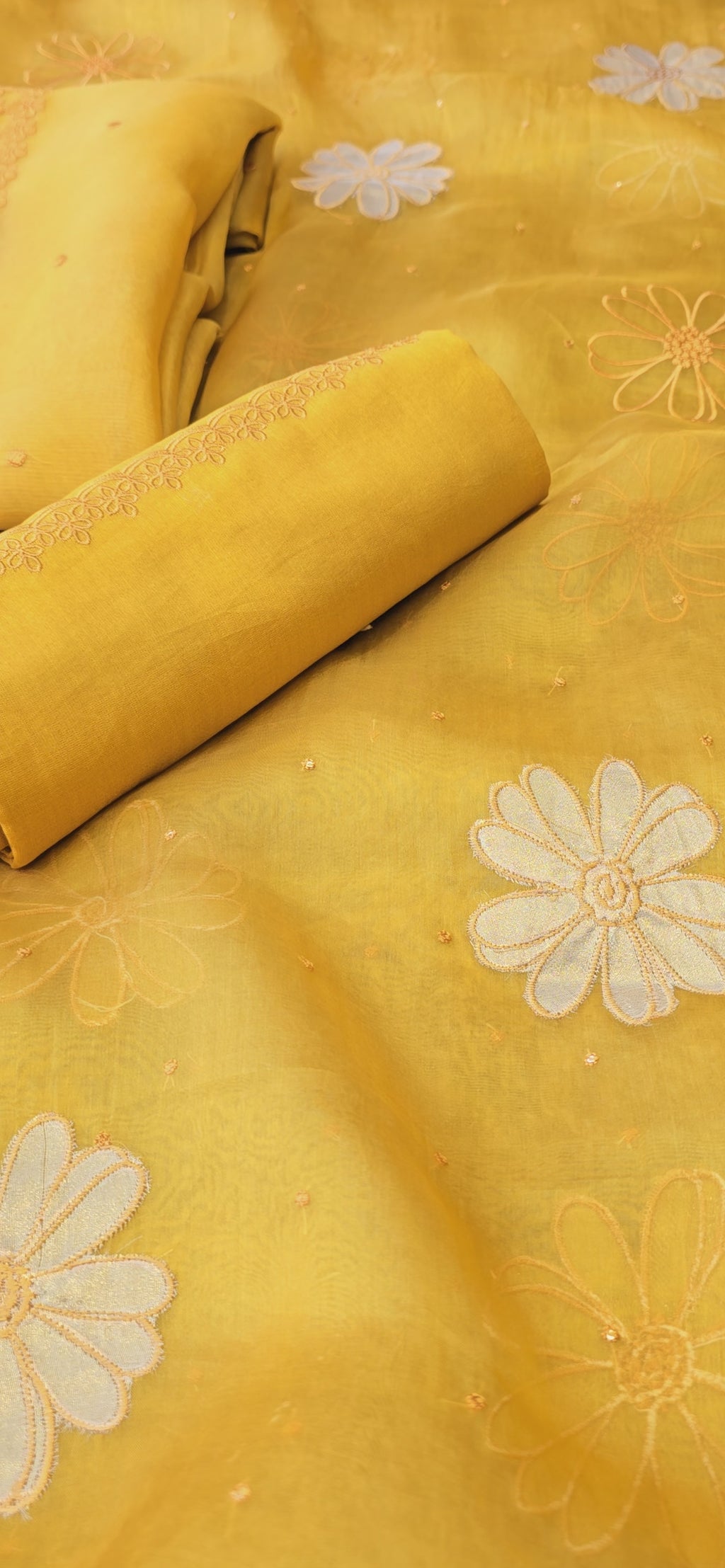 Yellow pure organza 3pcs suit set